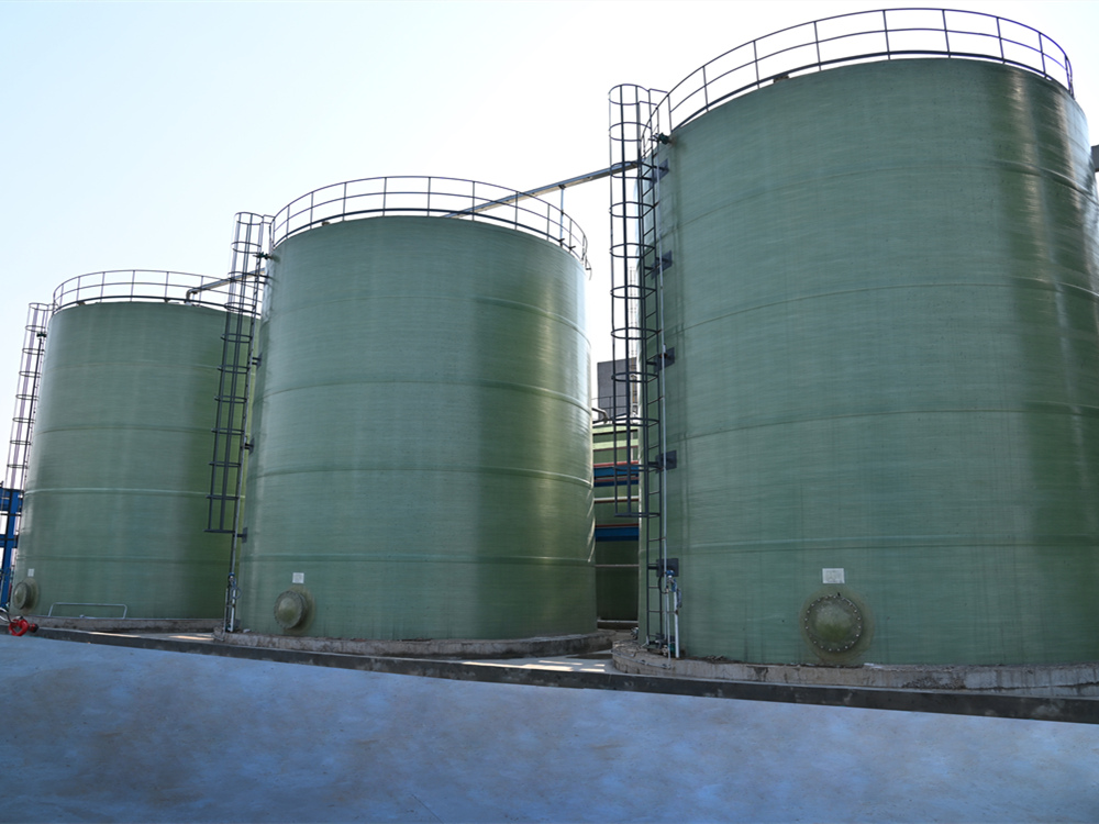 Fiberglass chemical storage tanks